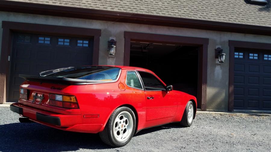  Porsche 944 Turbo 1986 года  (фото 20 из 149)